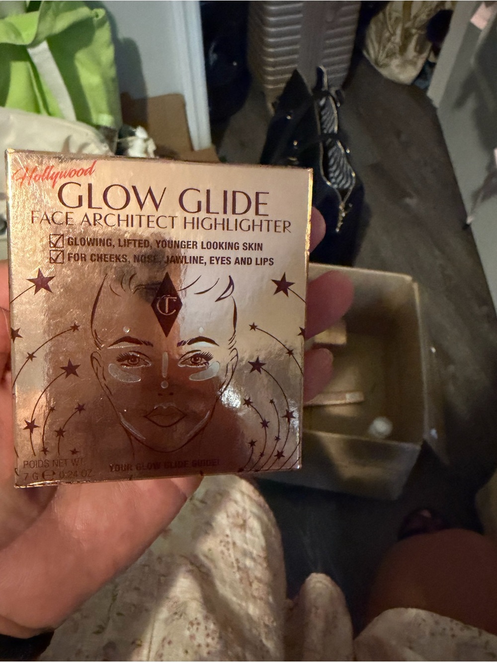 Charlotte Tilbury Glow Glide Face Architect Highlighter - Champagne Glow